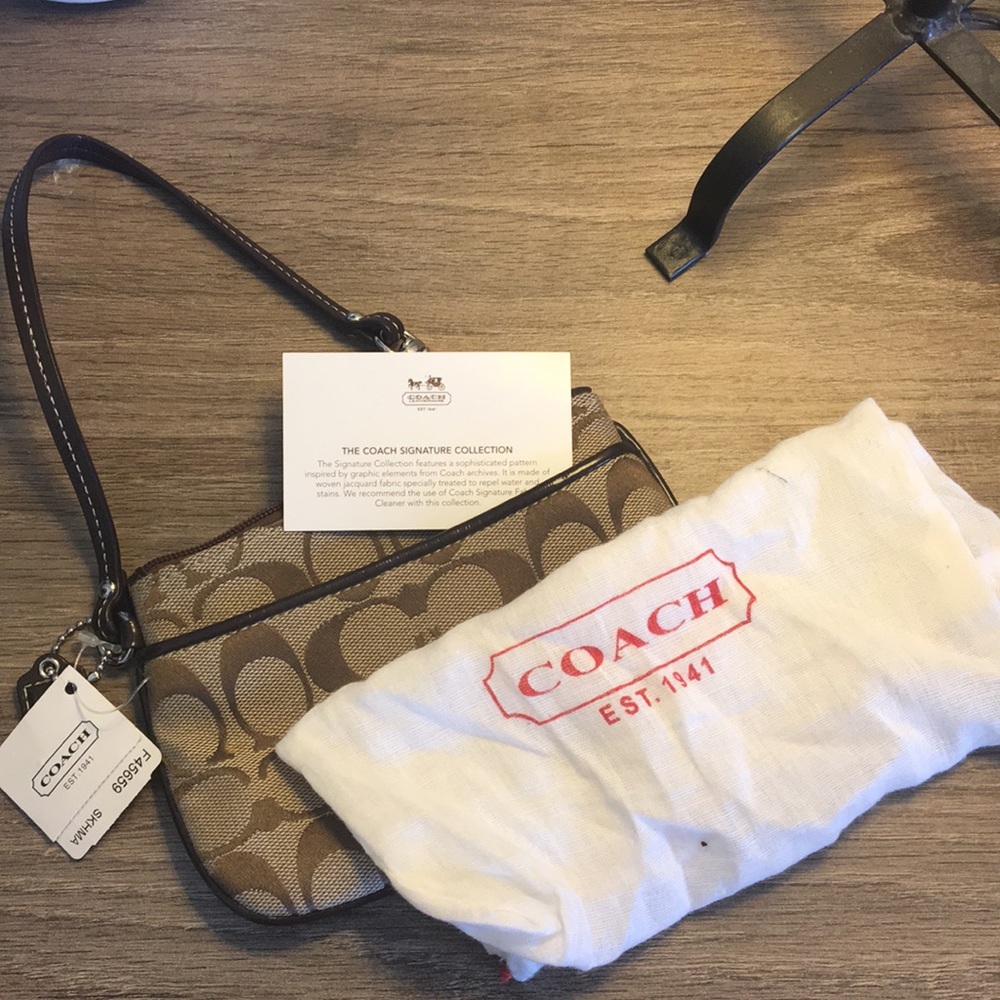 Small Coach Wristlet